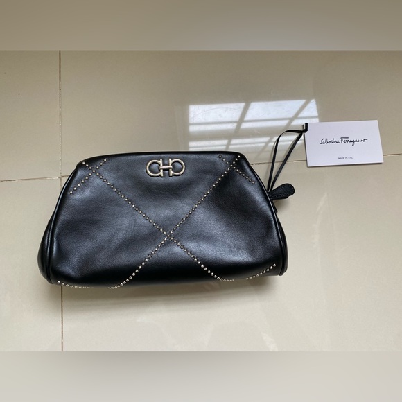 100% Authentic NWT‼️ Salvatore Ferragamo Gancini Mini Leather Clutch with Studs - Picture 10 of 11